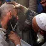 احضار و صدور اخطاریه به سلمانی‌ها از سوی امر به‌معروف طالبان در غزنی ـ مجله‌ی اورال